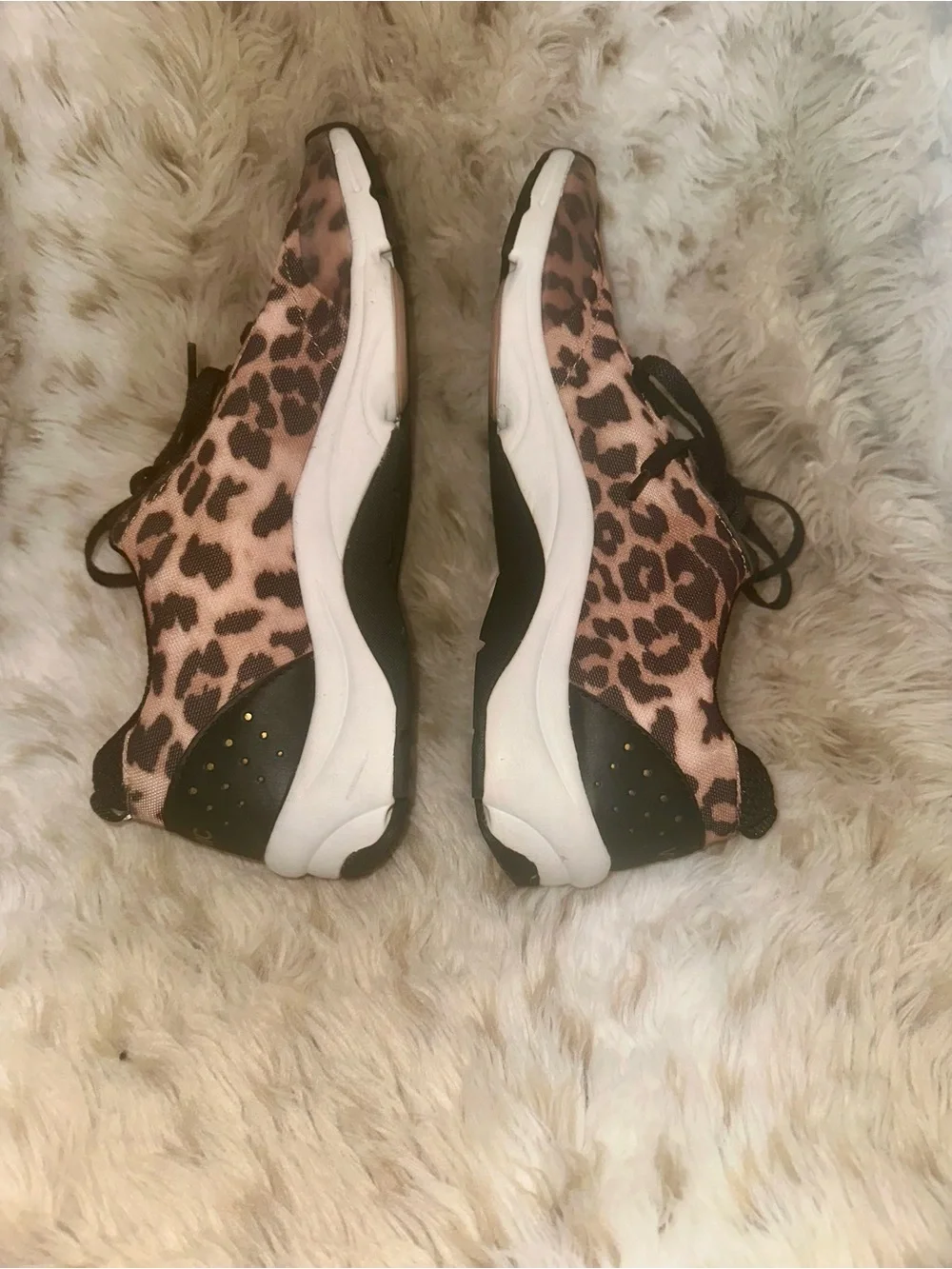 Vionic Women's Leopard Print Athletic Sneakers in Black and Brown - Picture 4 of 8
